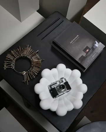 Bloom Tray bolle medio Ø28,5 cm - Bone white - 101 Copenhagen