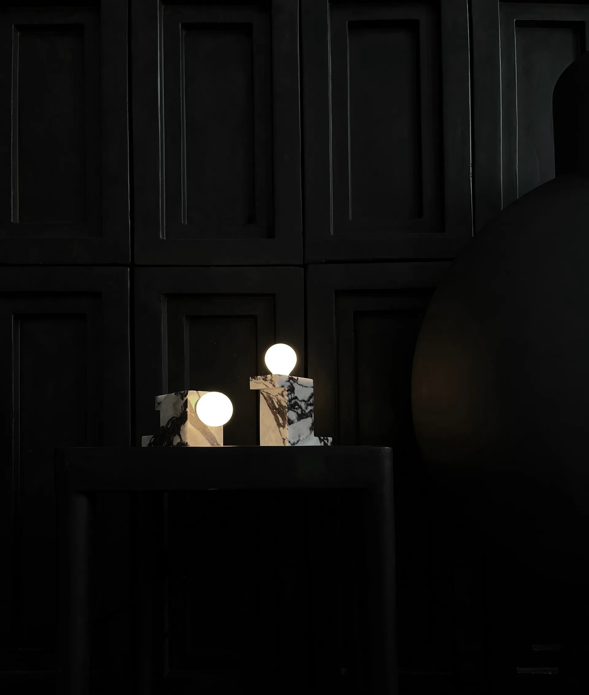 Brett høy lampe 10,5 x 12,5 cm, Calacatta 101 Copenhagen