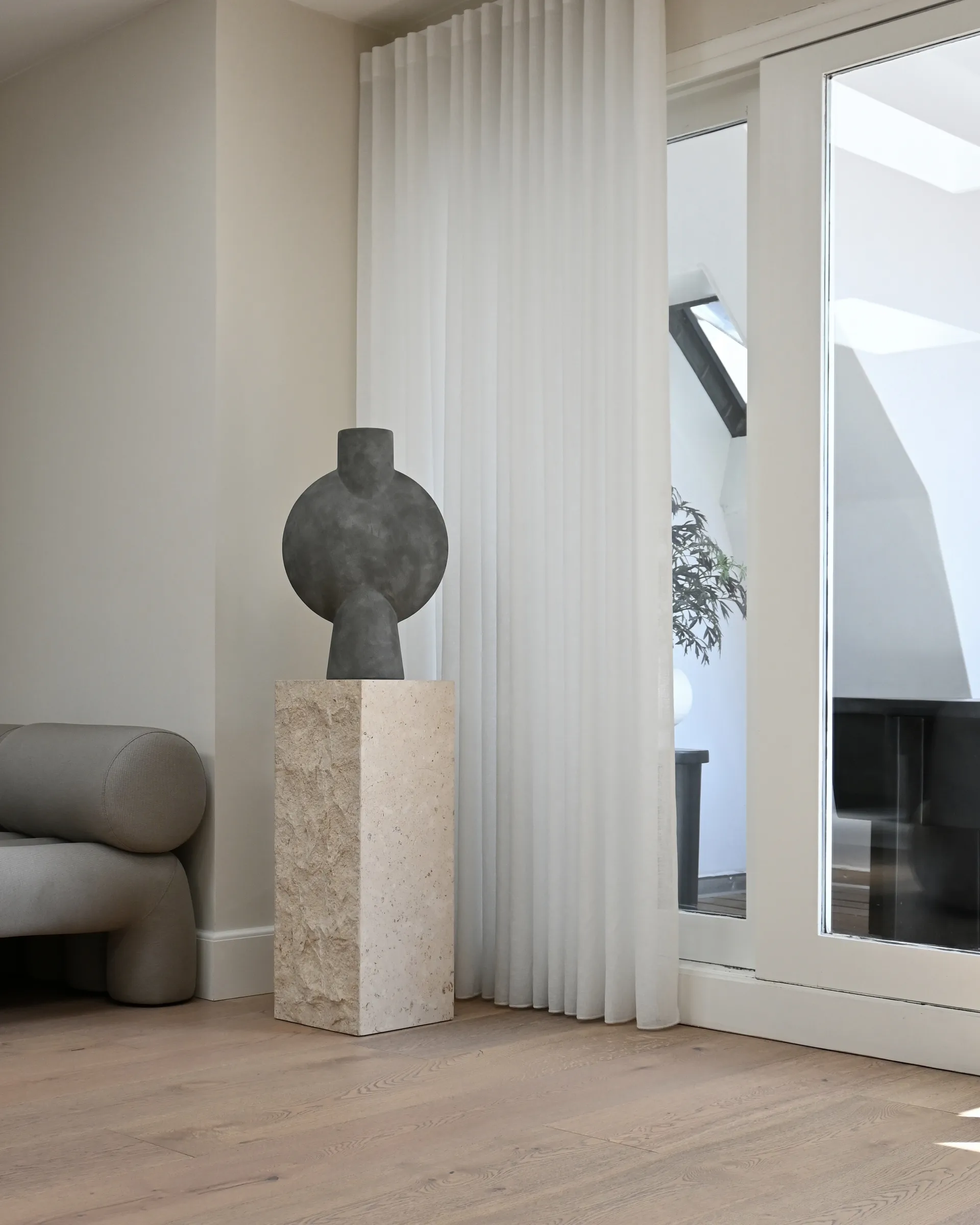 Podium maxi pidestall 80 cm, Limestone 101 Copenhagen