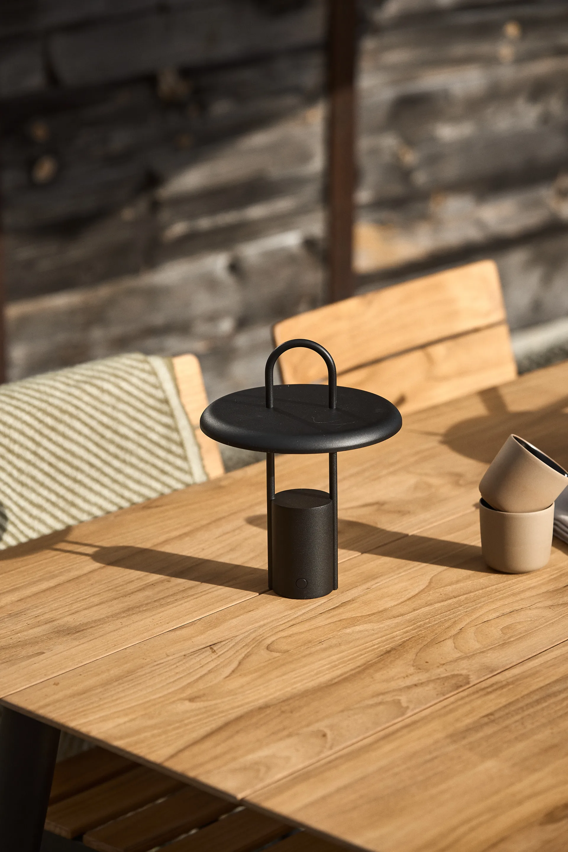 Björnö spisebord, 160 x 90 x 76 1898