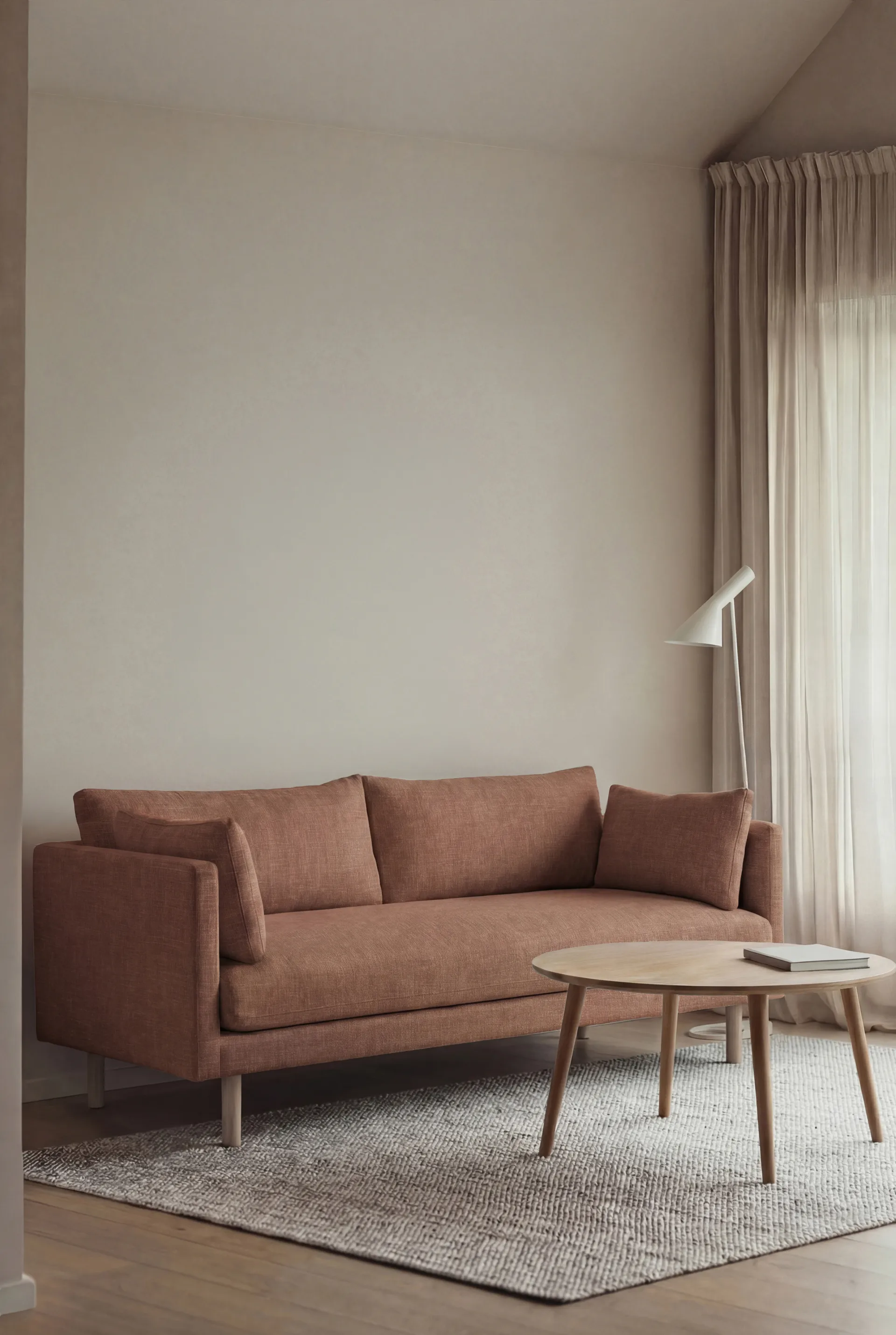 Linnevik sofa, Same Rust 6675-hvitoljet eik, 2-seters, uten skjørt 1898