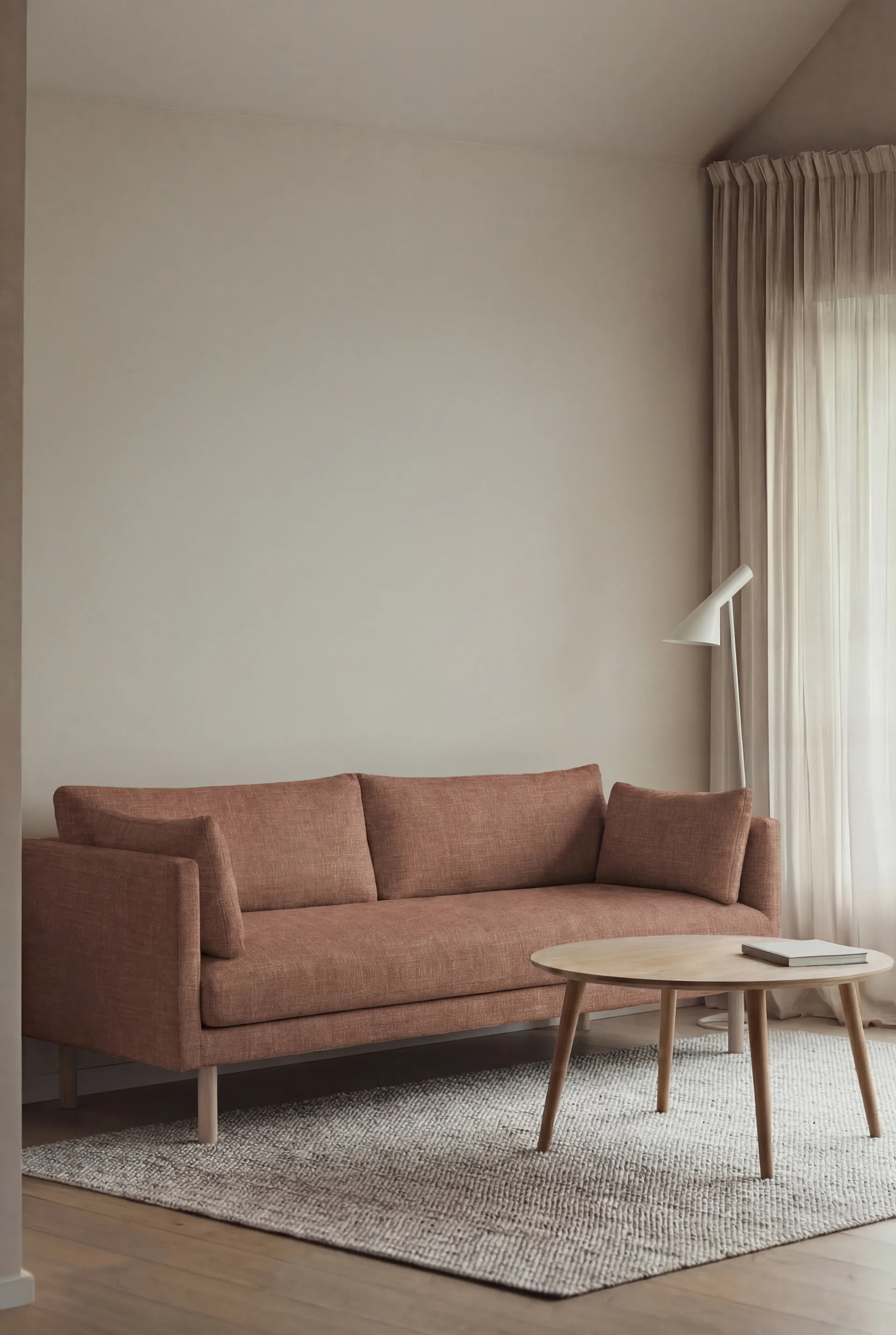 Linnevik sofa, Same Rust 6675-hvitoljet eik, 3-seters 1898