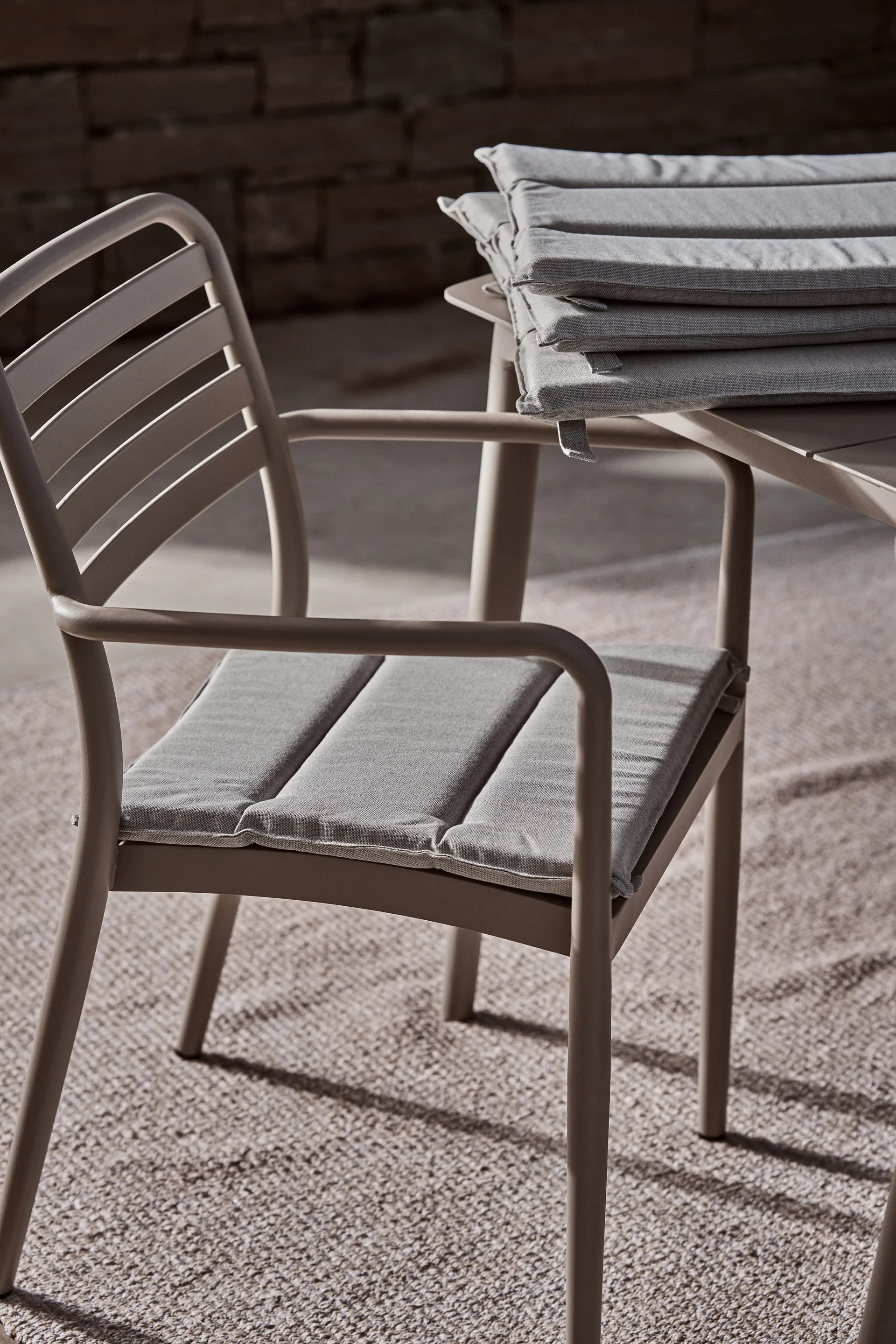 Messina sittepute, Beige 1898