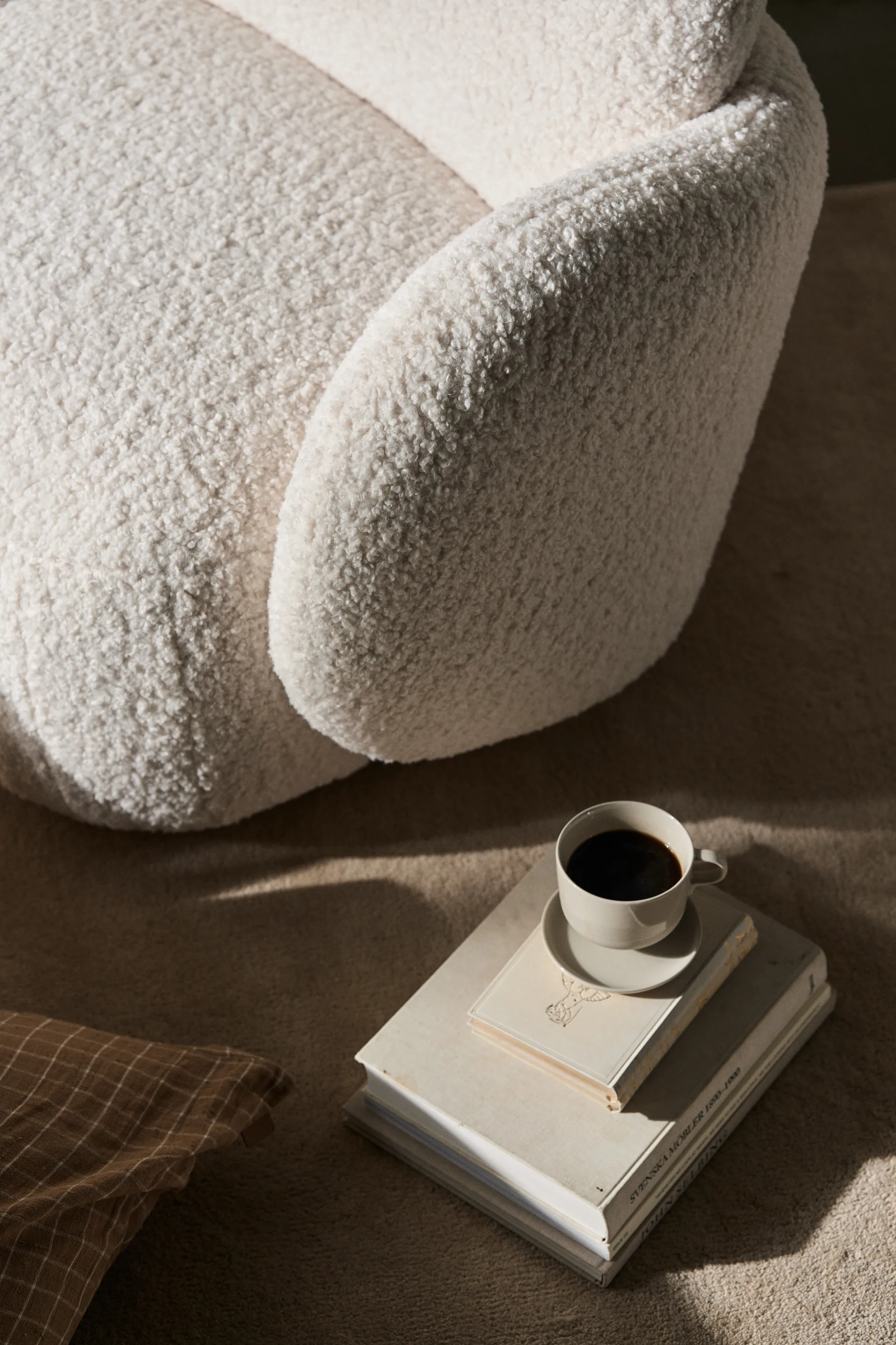 Mo lenestol med dreiefunksjon, Glore White 1243 1898