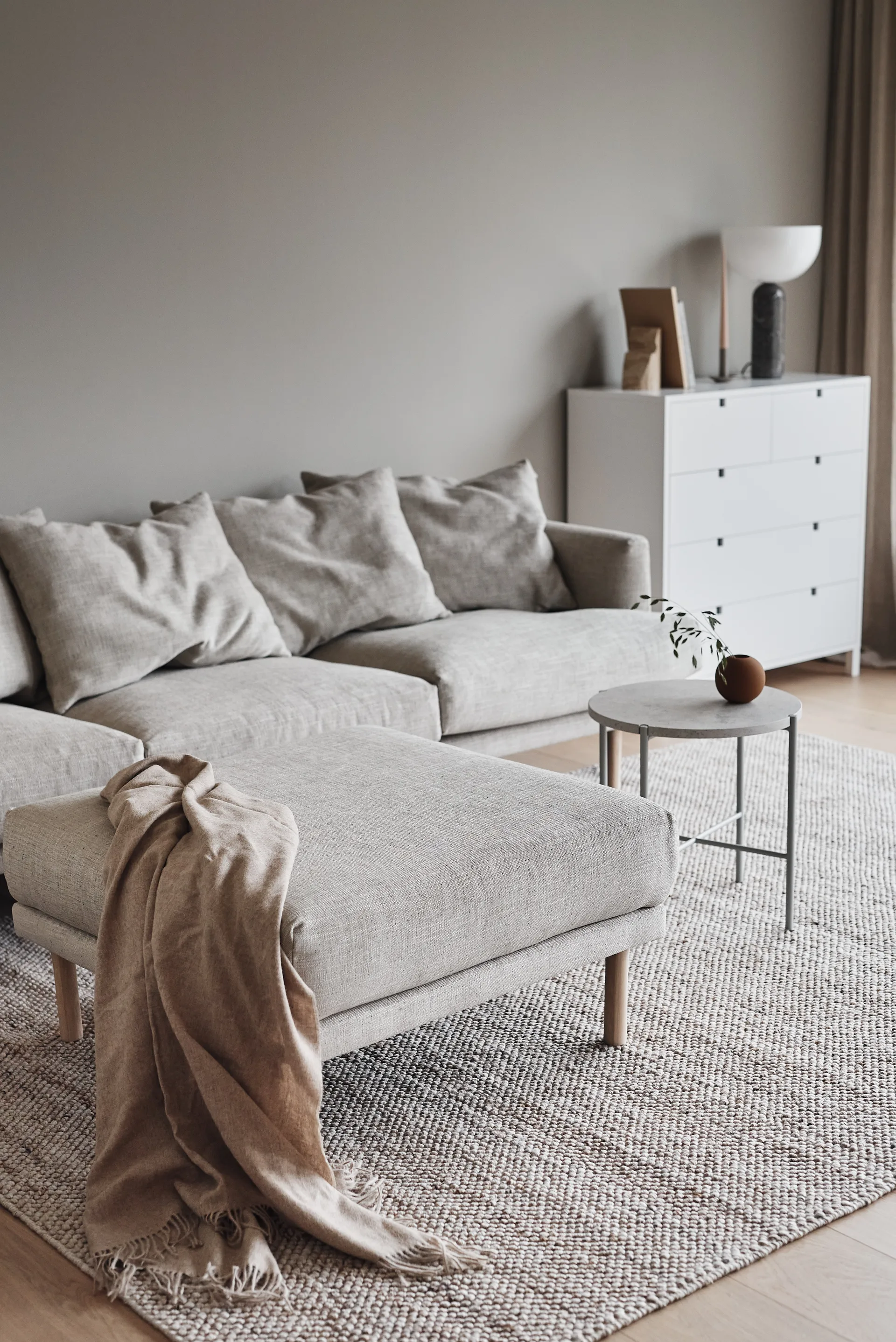 Sjövik 3,5-sits sofa, Bern 0341 Beige-vitolisert eik 1898