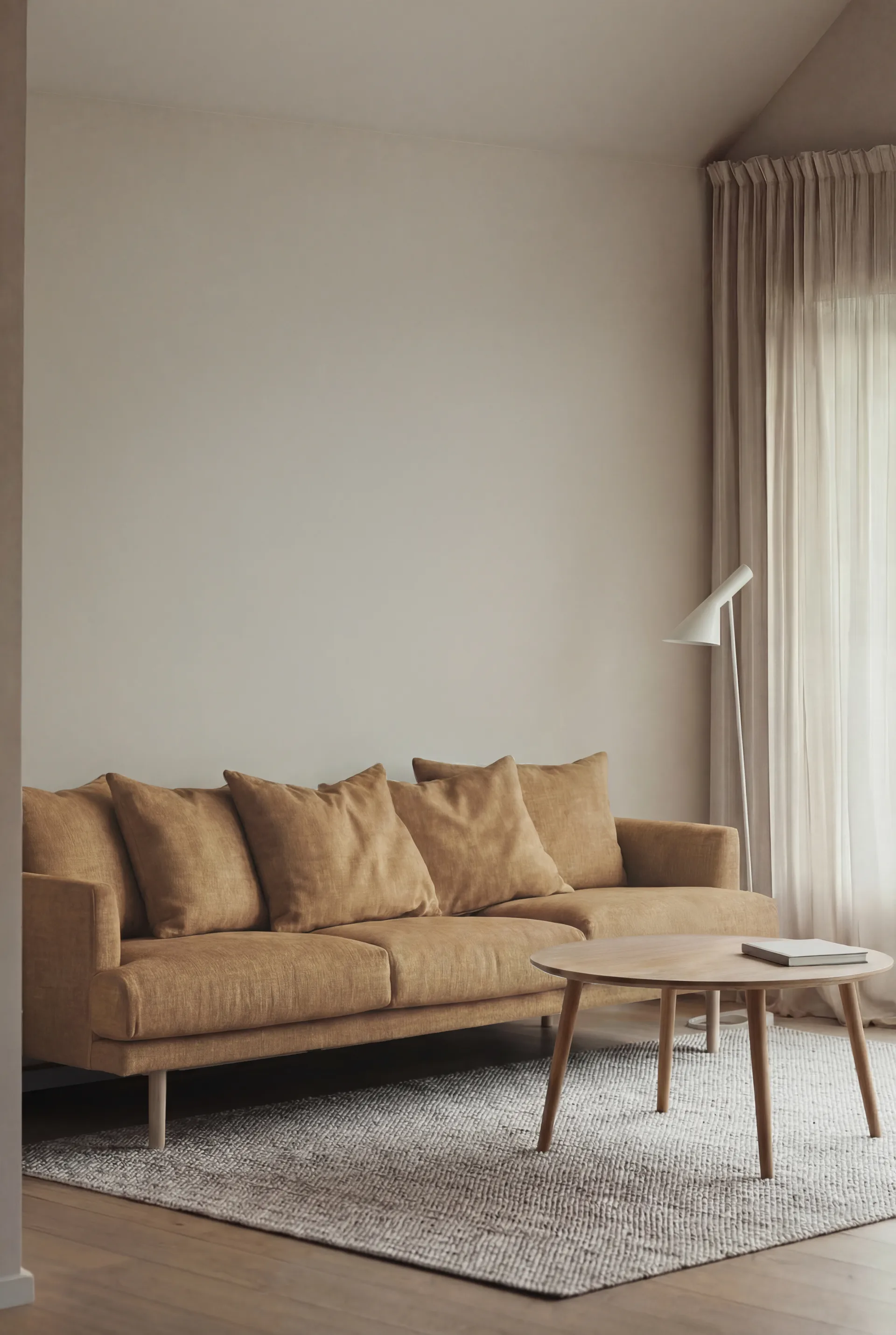 Sjövik sofa, Same Ochre 6676-hvitoljet eik, 3,5-seters 1898