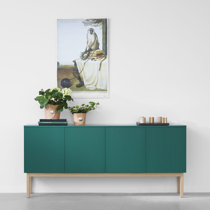 Beam sideboard - Hvitlakkert, sokkel i hvitoljet eik - A2