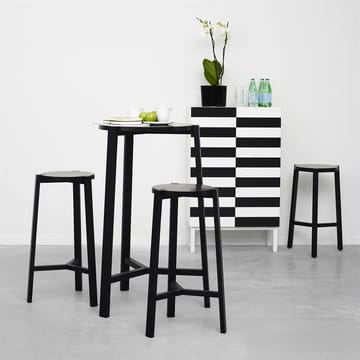 NO 24 skap - svart-hvit - A2