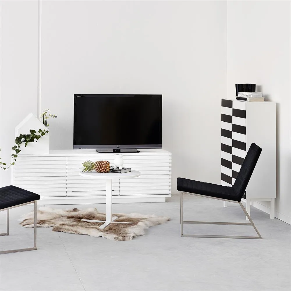 NO 24 skap, svart-hvit A2