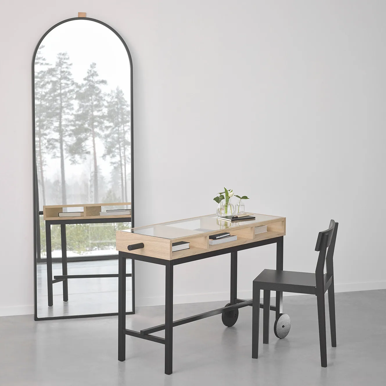 Shift skrivebord med hjul, Hvitoljet eik-svart A2