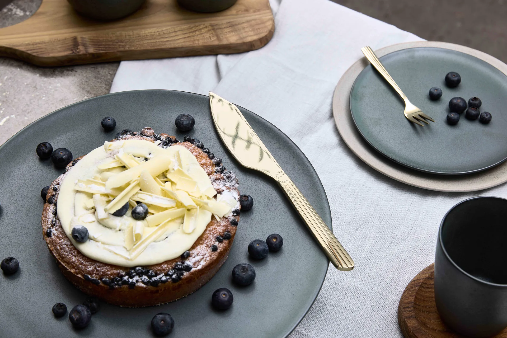 Raw kakekniv, Champagne-gull Aida