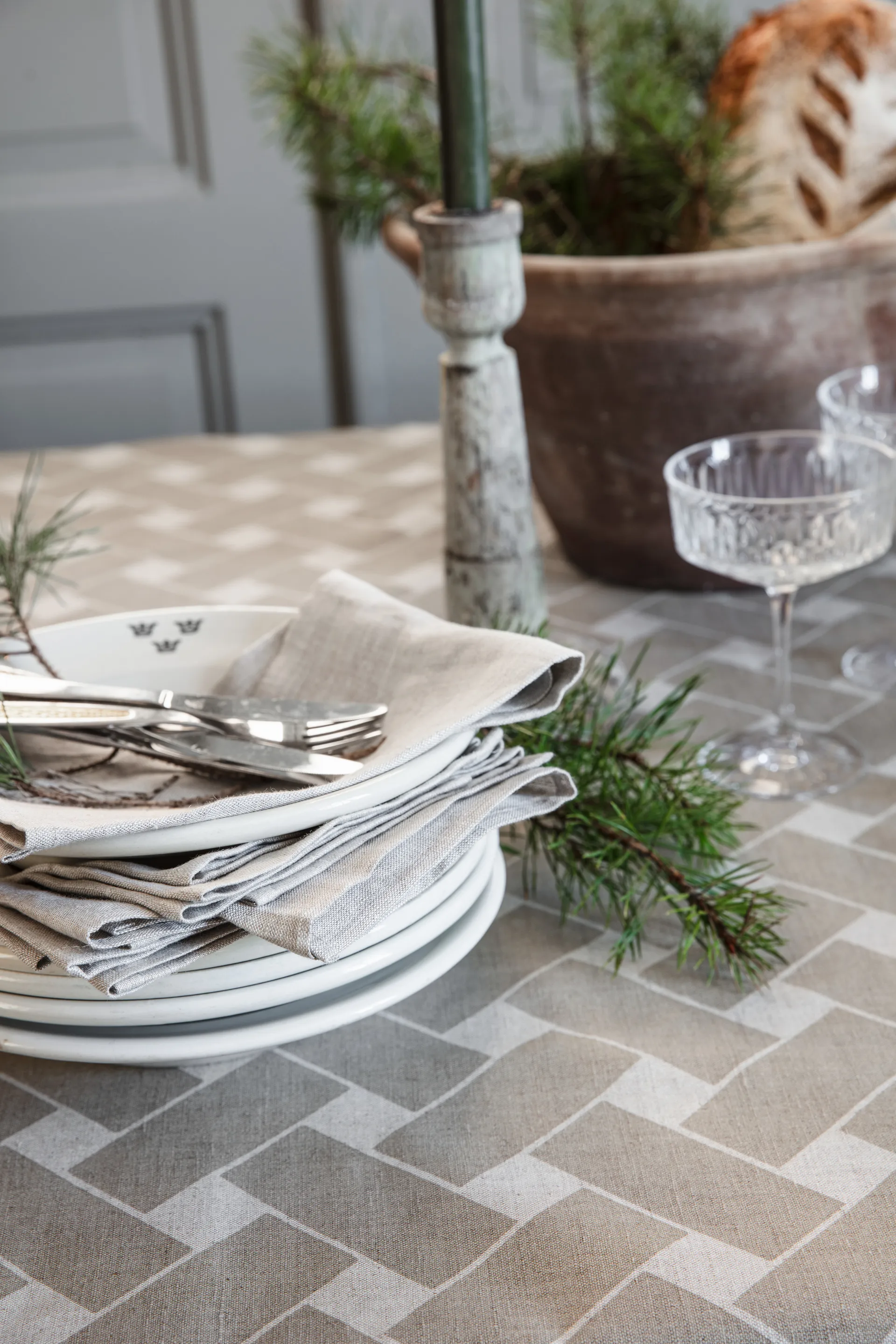 Korg XL duk 145x250 cm, Natur-taupe Almedahls