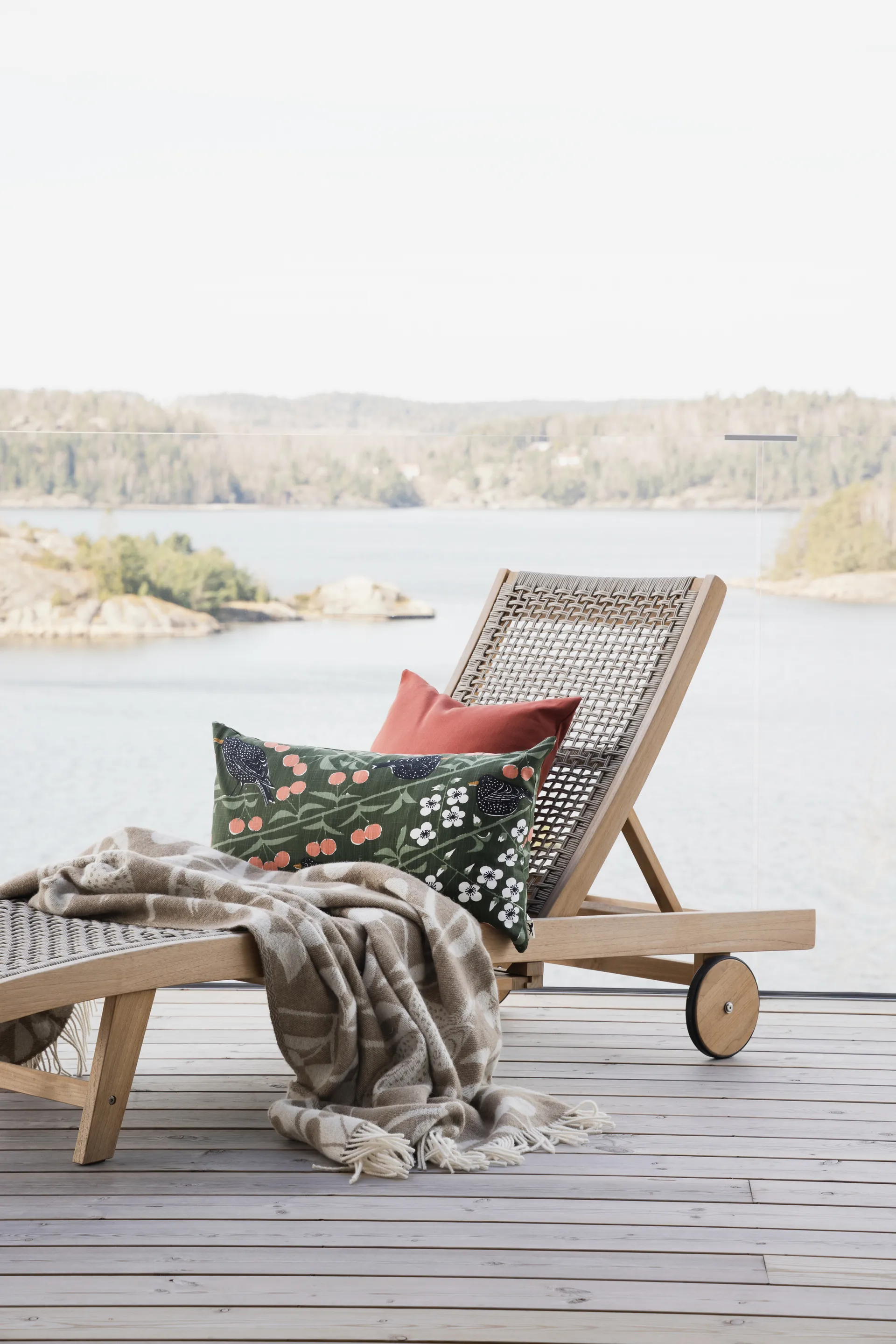 Körsbärsträdgården putetrekk, Mørkegrønn, 40x70cm Almedahls