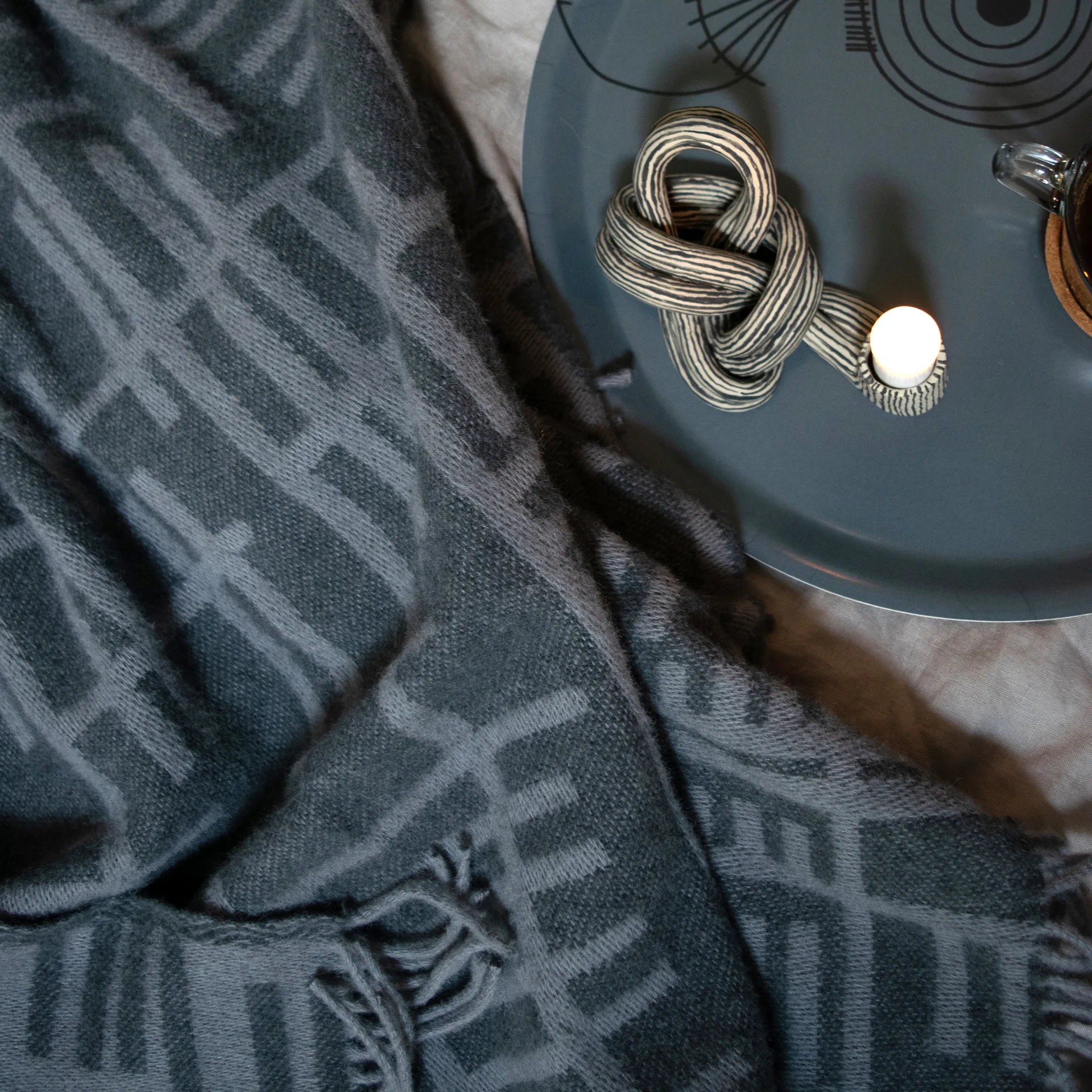 Pickepin pledd 130x170 cm, Grå Almedahls