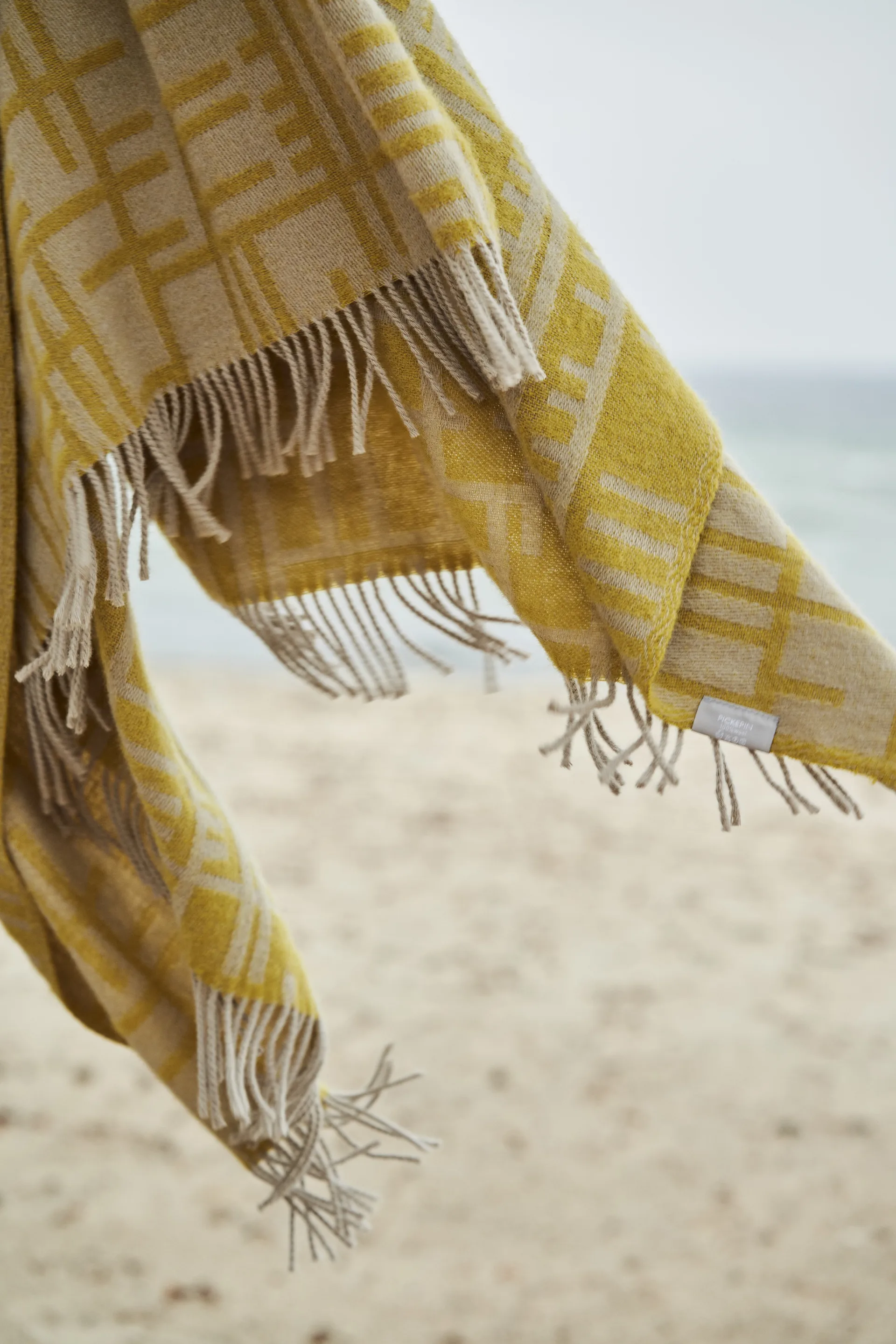 Pickepin pledd 130x170 cm, Oliven (gul) Almedahls