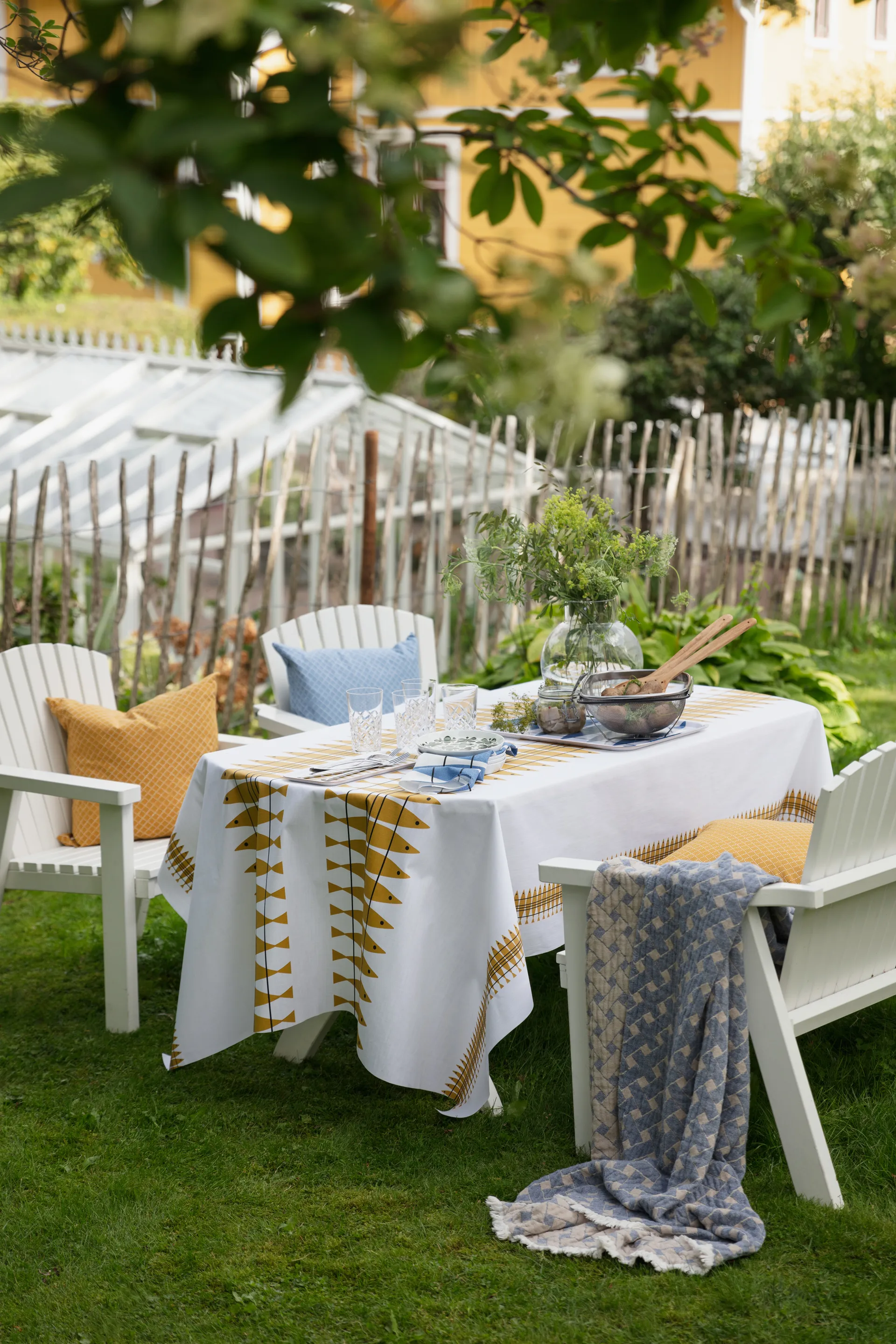 Prickruta putetrekk 47x47 cm, Oker Almedahls