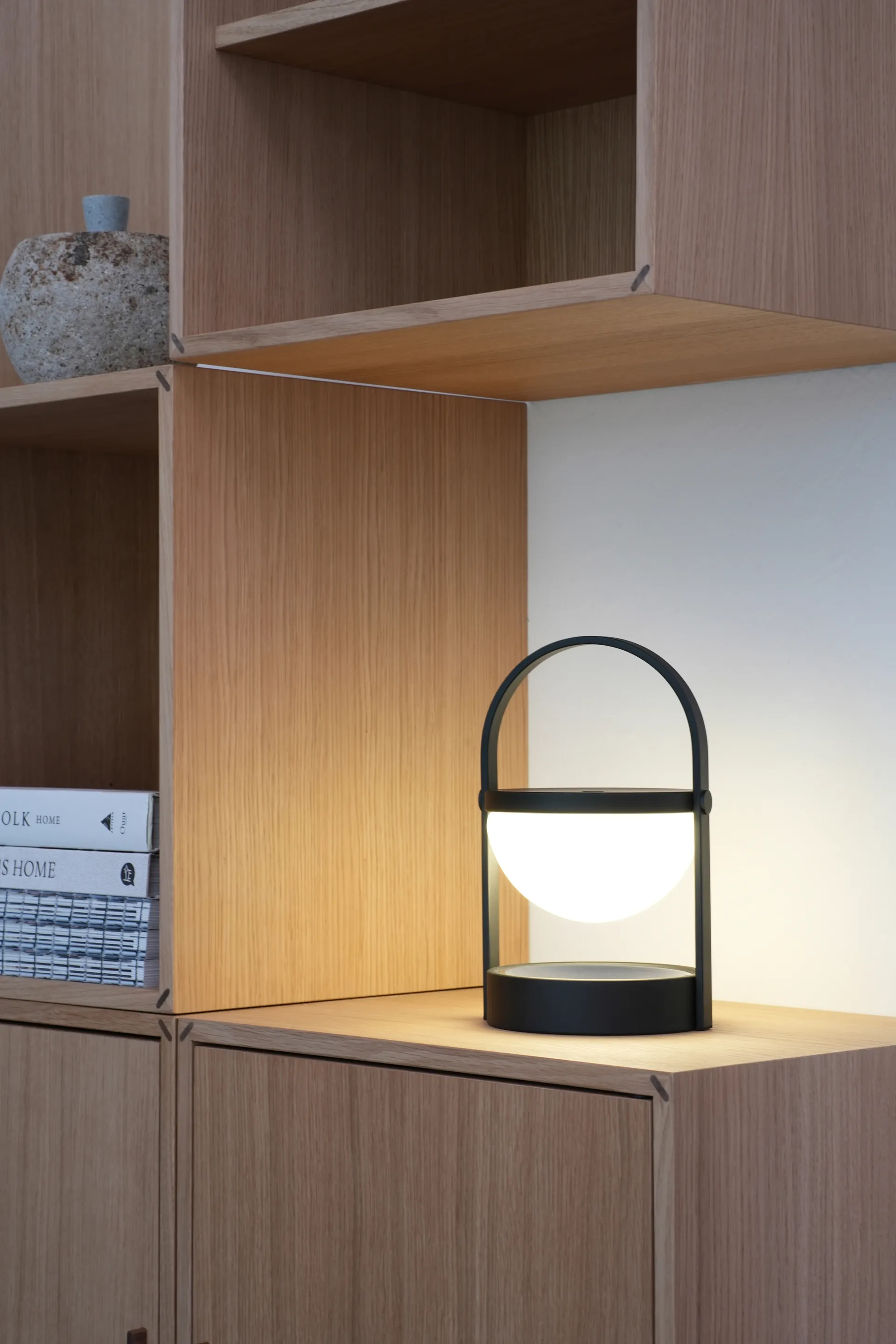 A-Flash portabel bordlampe 22 cm, Black Andersen Furniture