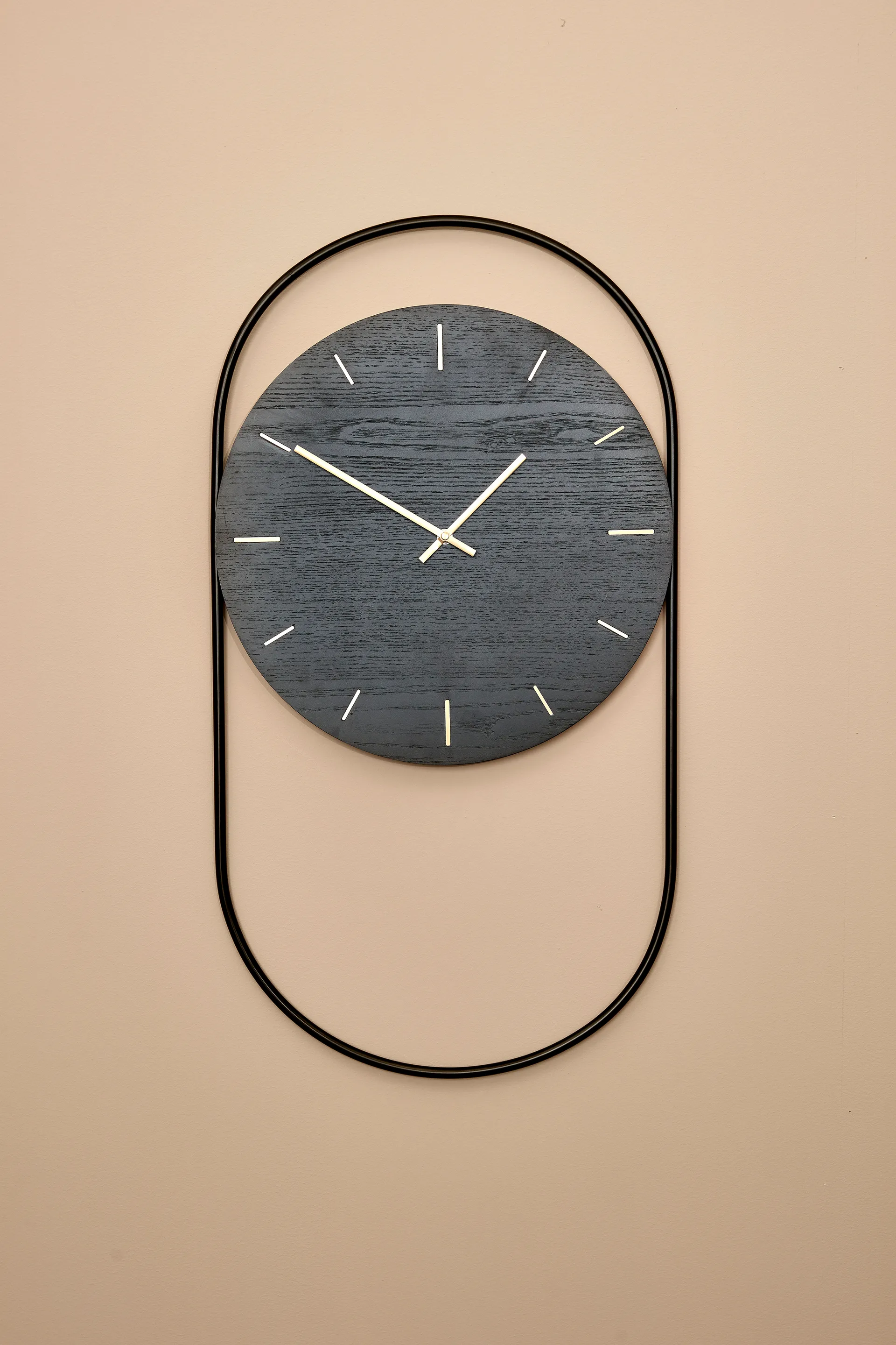 A-Wall veggklokke 41x76 cm, Black-brass Andersen Furniture