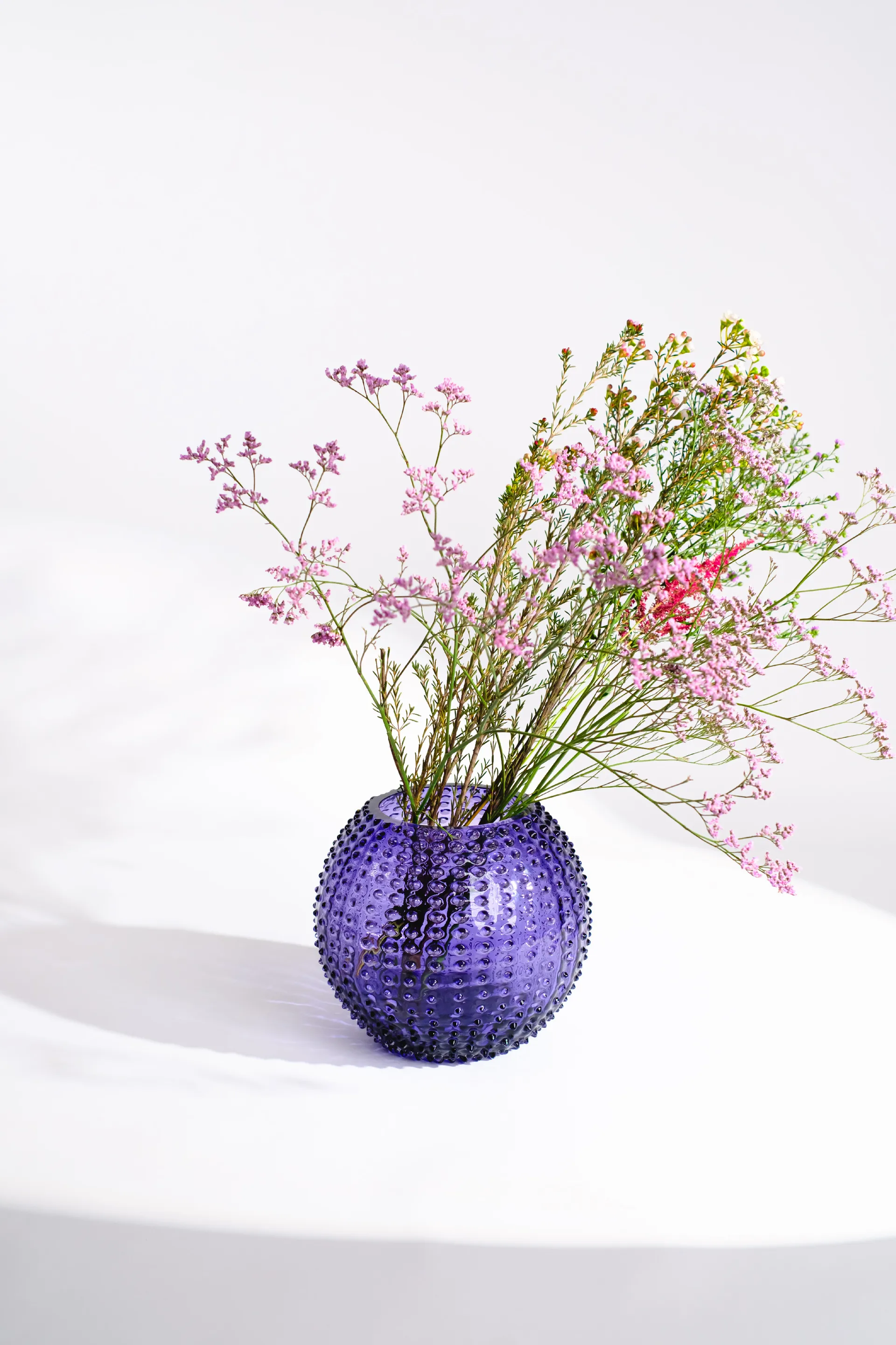 Hobnail Globe Vase 24 cm, Indigo Anna Von Lipa