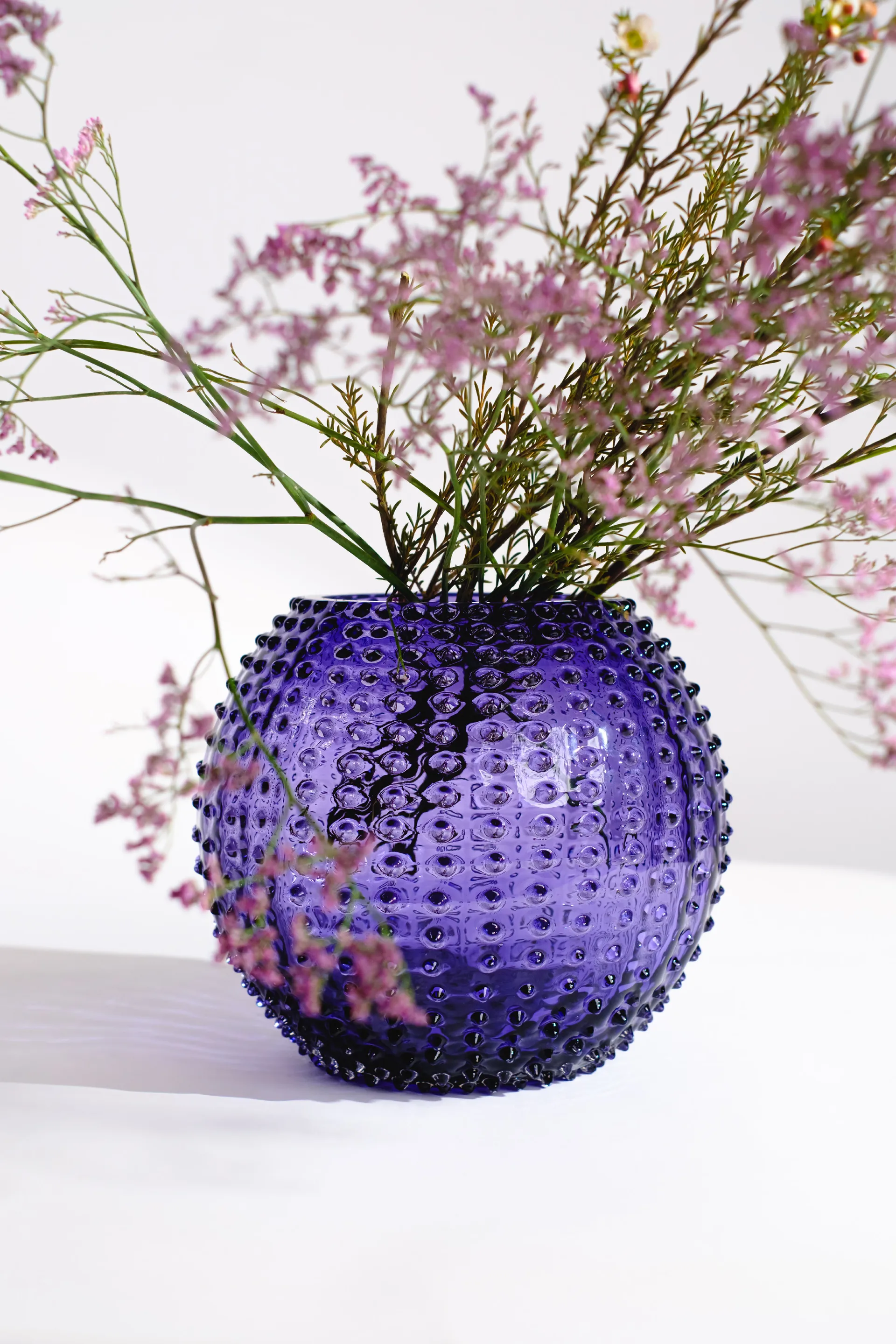 Hobnail Globe Vase 24 cm, Indigo Anna Von Lipa