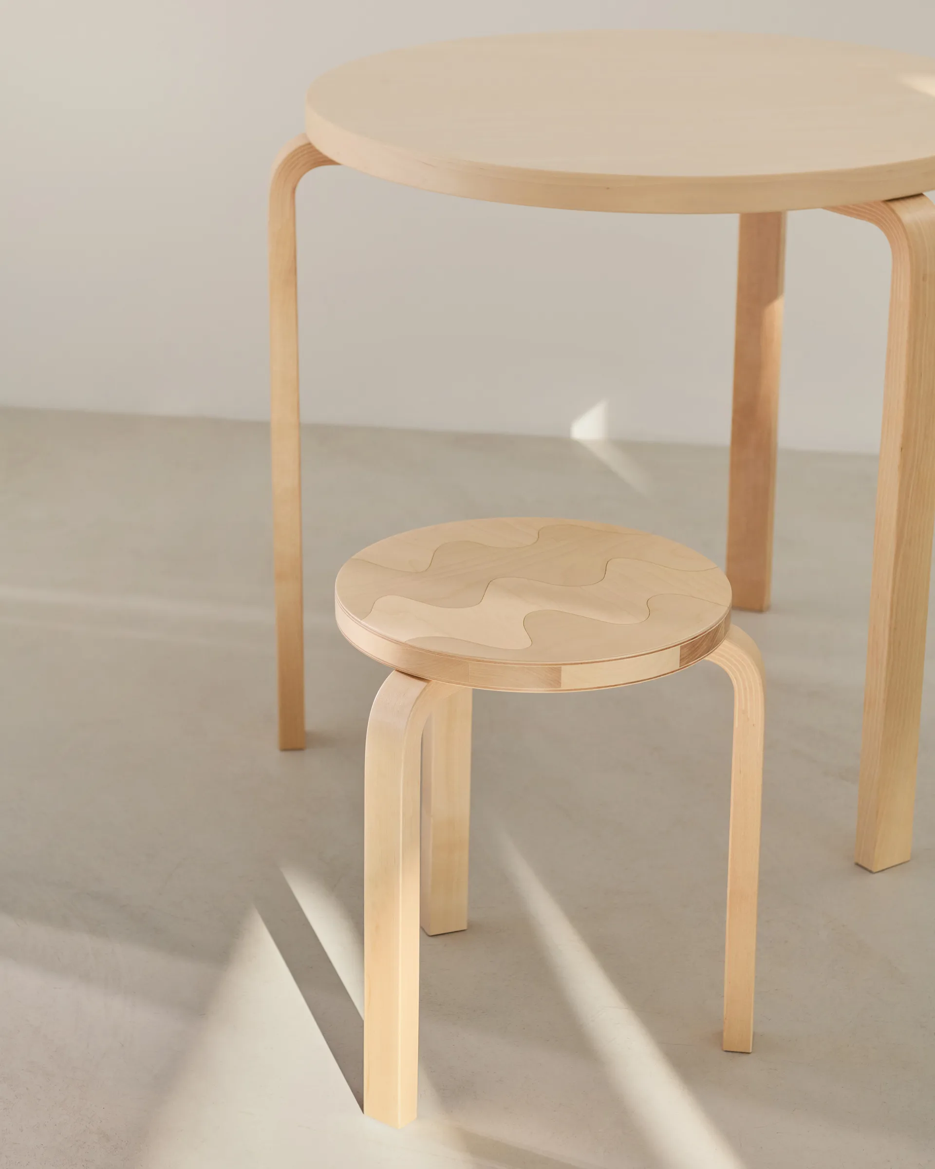 Artek + Marimekko Stool 60 Lokki krakk, Bjørk Artek