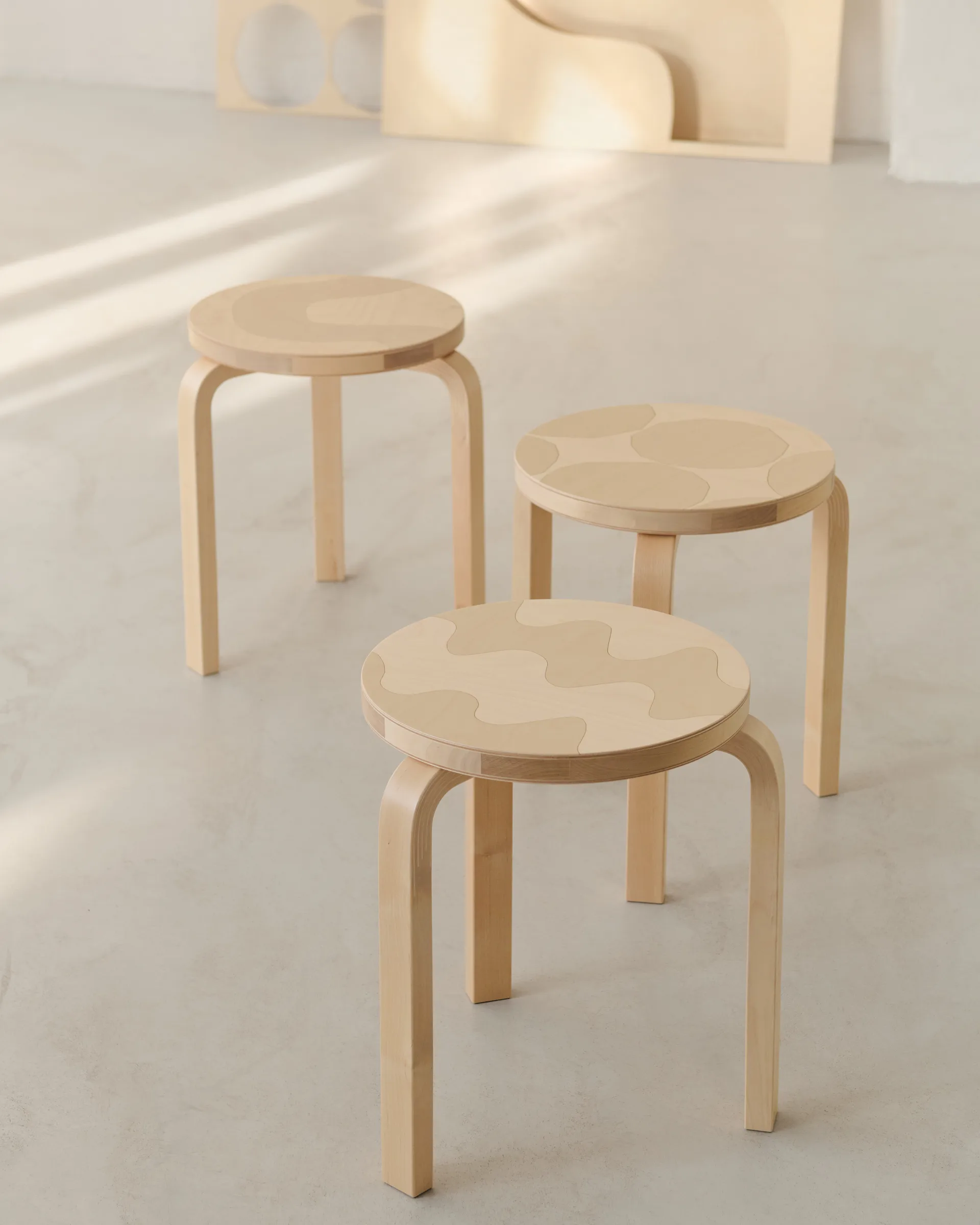 Artek + Marimekko Stool 60 Lokki krakk, Bjørk Artek