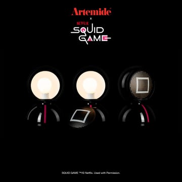 Eclisse x Squid Game bordlampe Special Edition - Guard black - Artemide