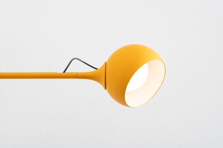 Ixa vegglampe, Yellow Artemide