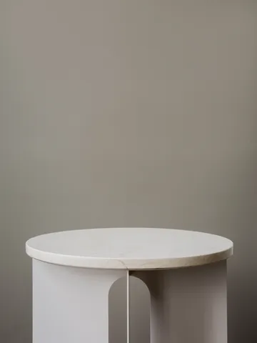 Androgyne bordsskive til sidebord - Crystal Rose, Ø65 cm - Audo Copenhagen
