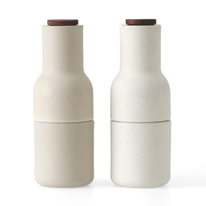 Bottle Grinder krydderkvern keramikk 2-stk. - Sand (valnøttlokk) - Audo Copenhagen
