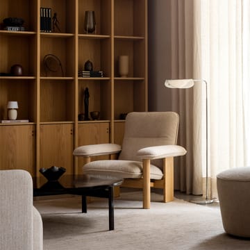 Brasilia lenestol - Oiled oak-Bouclé 02 beige - Audo Copenhagen