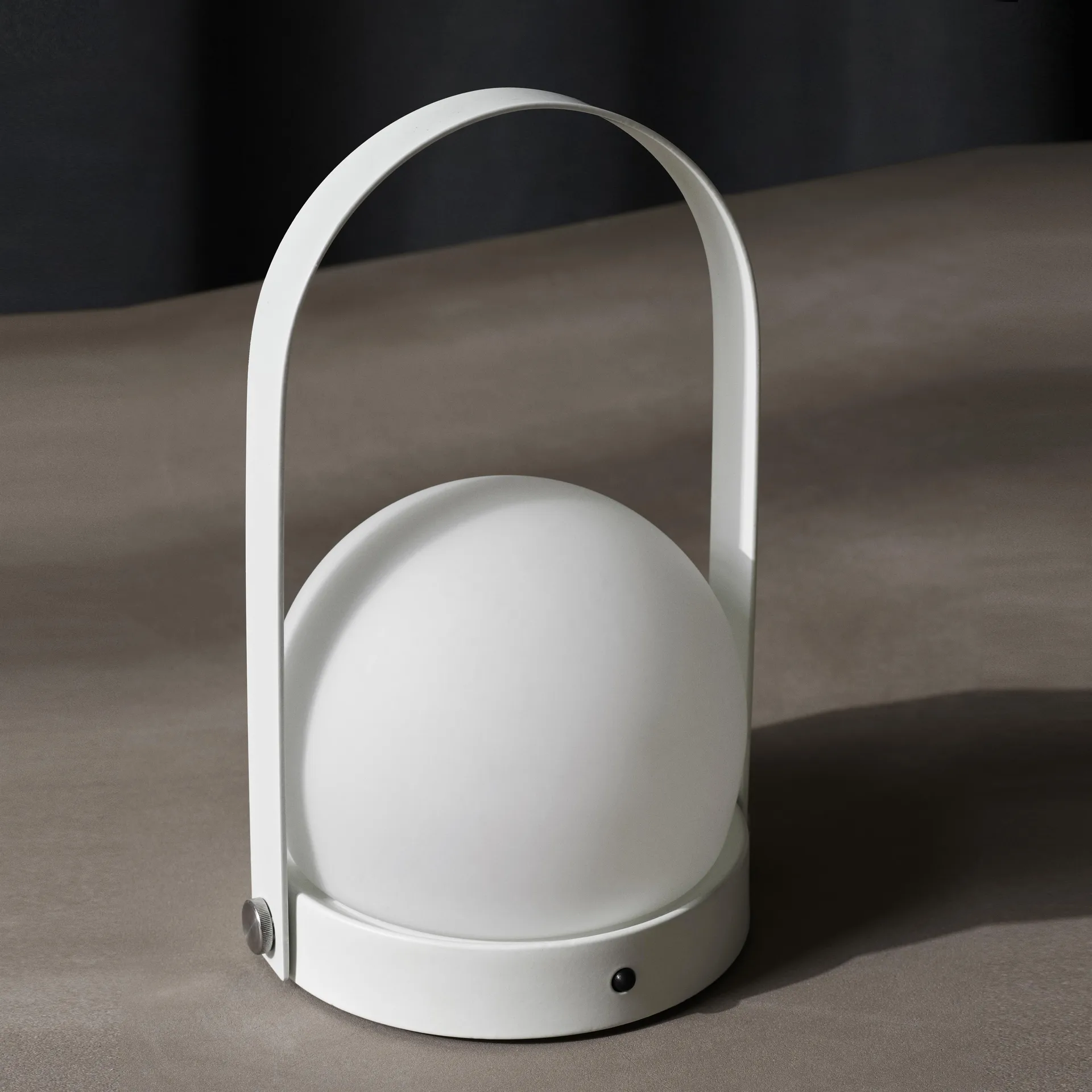 Carrie portable bordlampe, hvit Audo Copenhagen