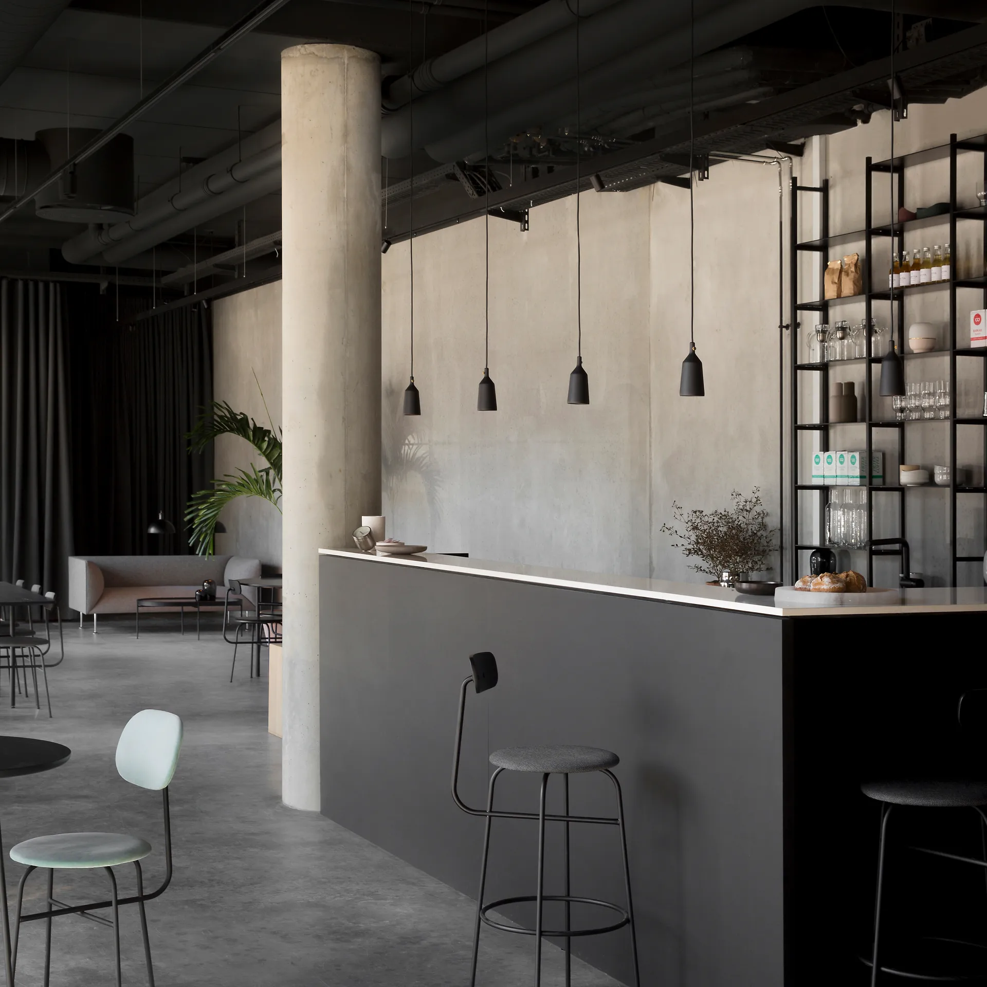 Cast shape 3 pendel, Svart Audo Copenhagen