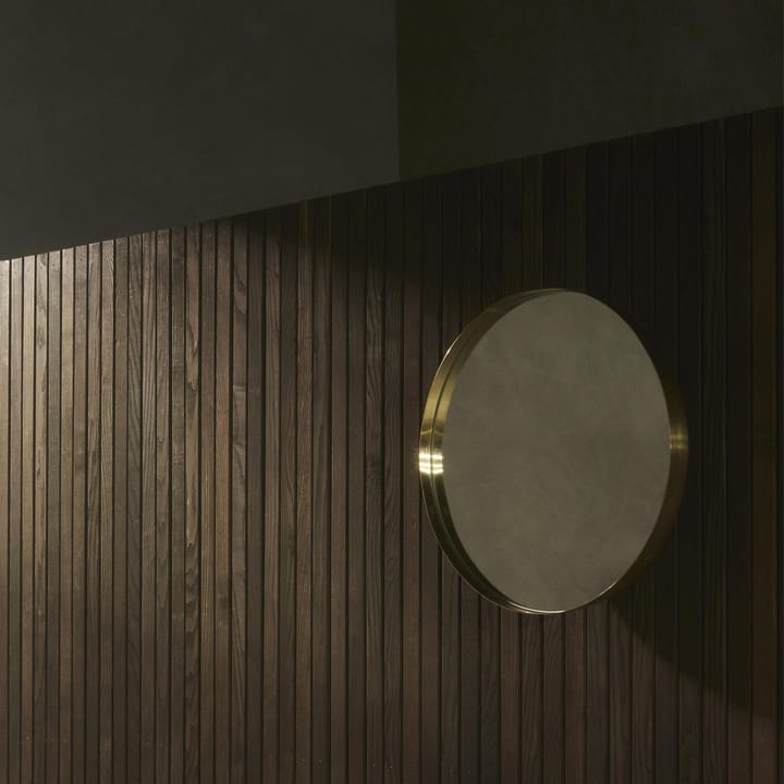 Darkly large speil - børstet messing - Audo Copenhagen