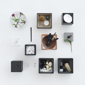 Frame 10 kube med lokk - svartbeiset ask - Audo Copenhagen