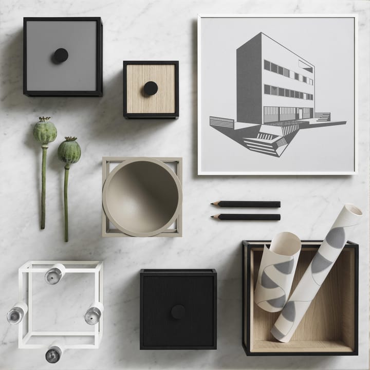 Frame 14 kube med lokk, svartbeiset ask Audo Copenhagen
