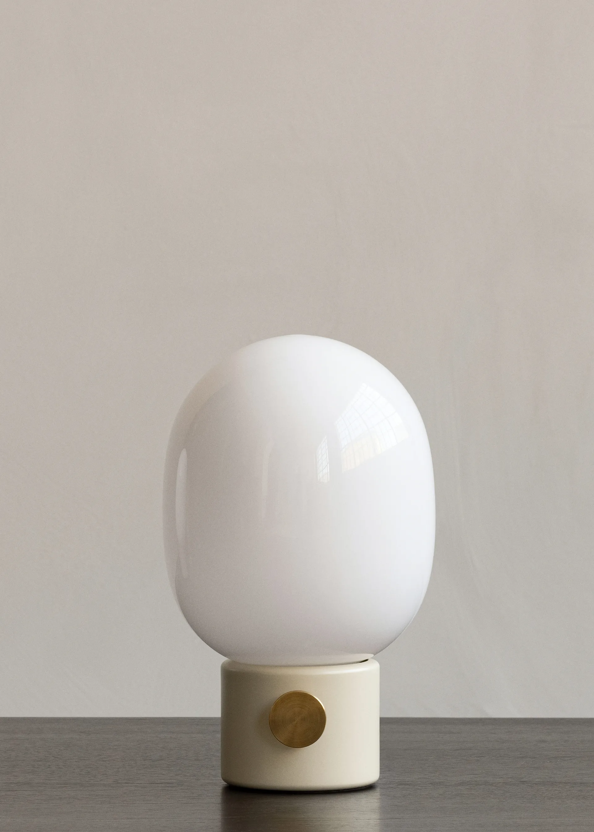 JWDA bordlampe, Alabaster white Audo Copenhagen
