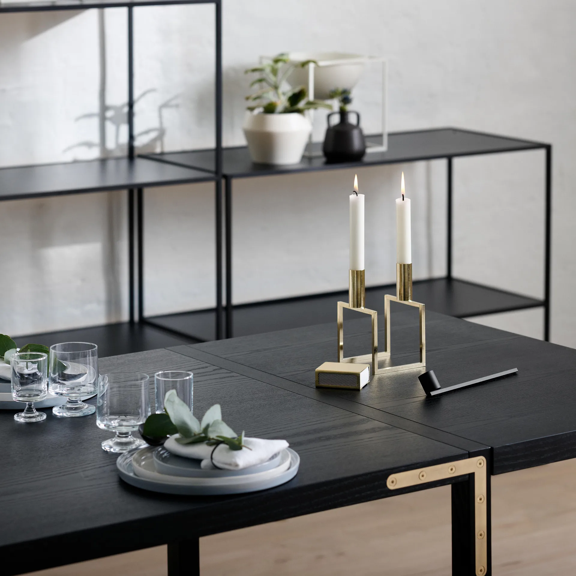 Kubus lyseslukker, svart Audo Copenhagen