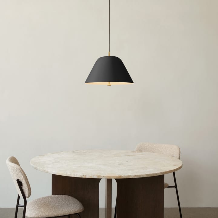 Lehvitete pendel Ø28 cm, Svart-messing Audo Copenhagen