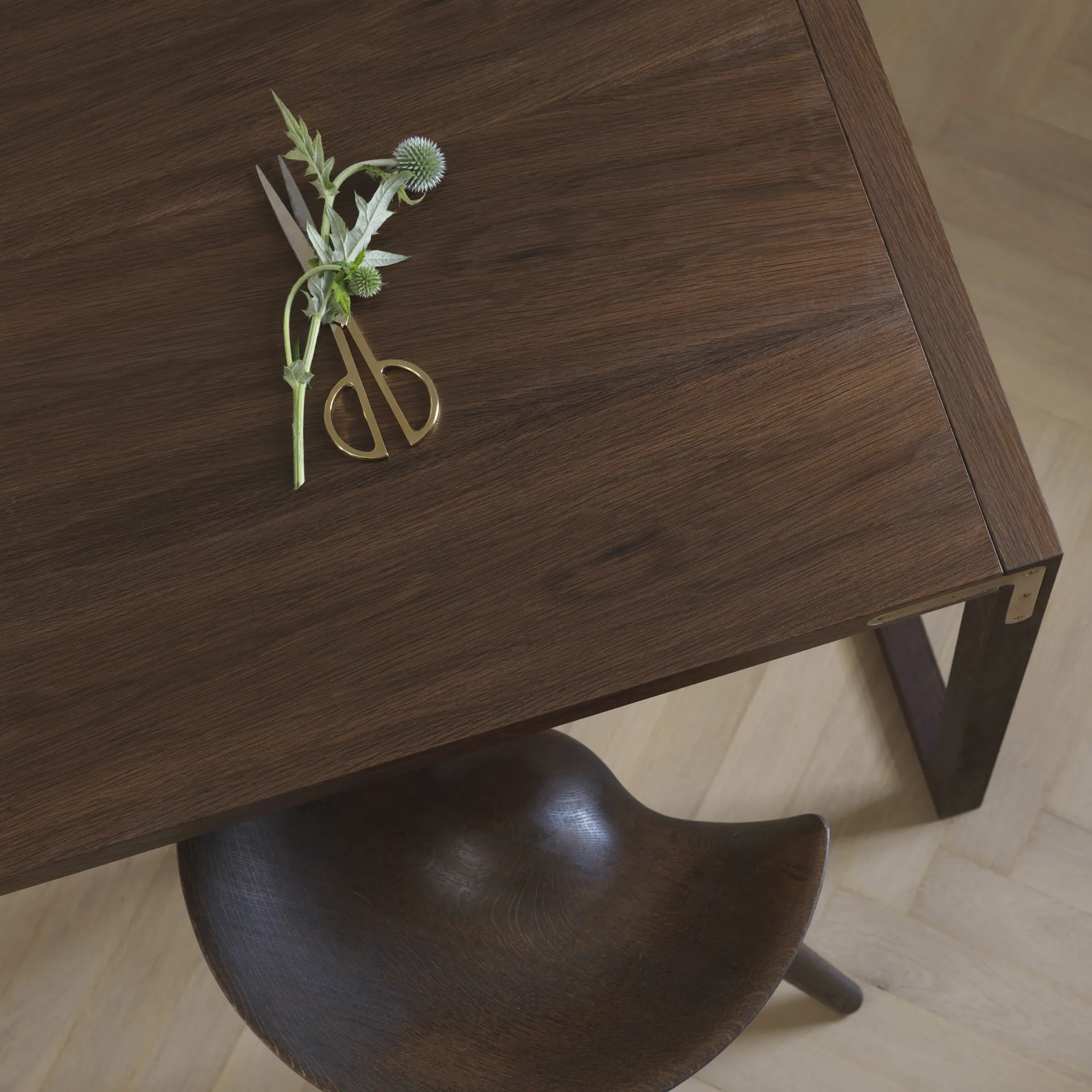 ML42 barstol 69 cm, Brunoljet eik-stål Audo Copenhagen