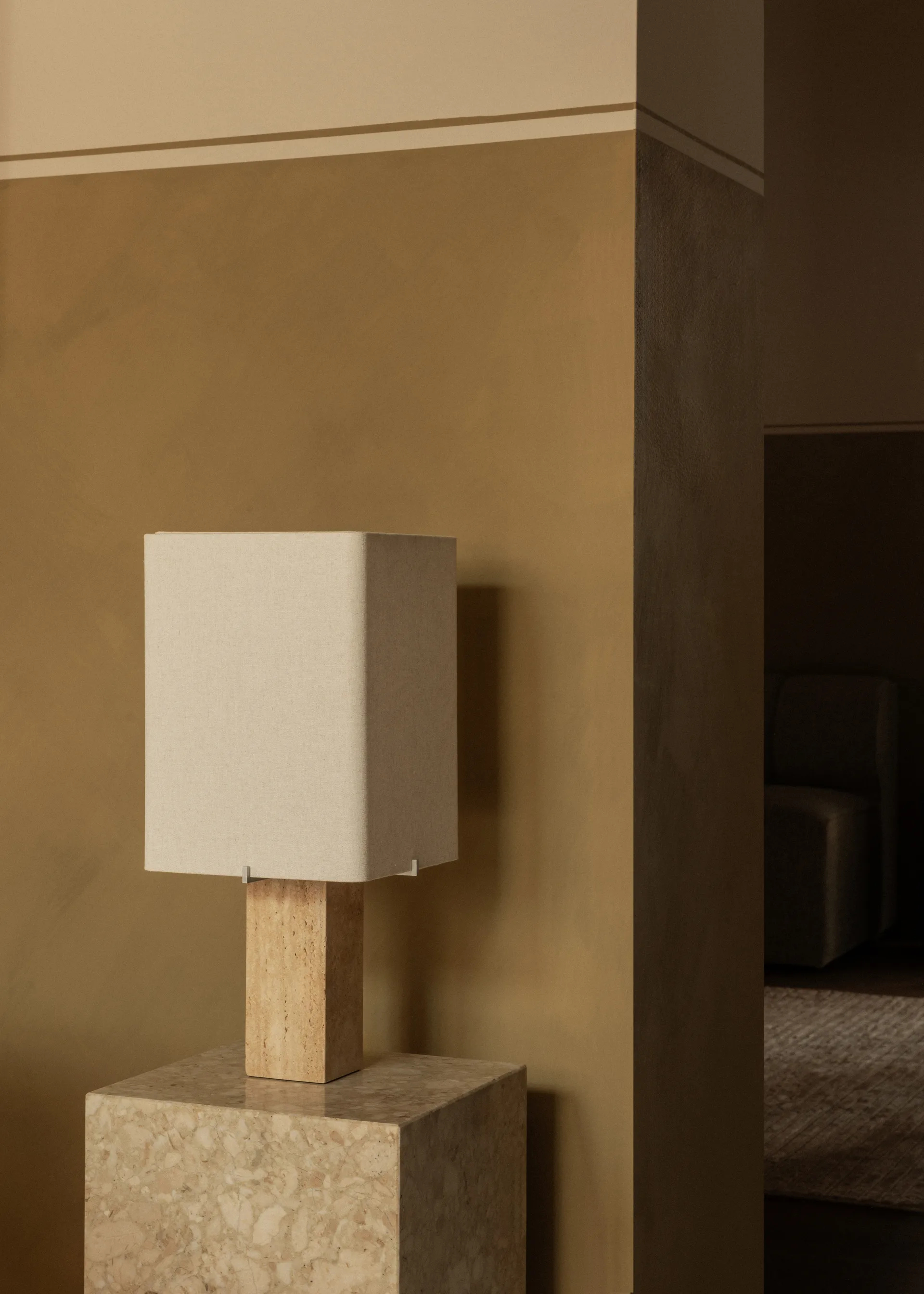 Nonna bordlampe 49 cm, Travertine-sand Audo Copenhagen