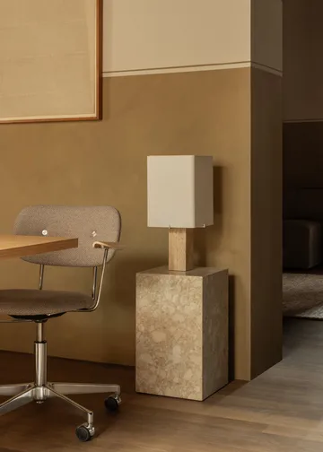 Nonna bordlampe 49 cm - Travertine-sand - Audo Copenhagen