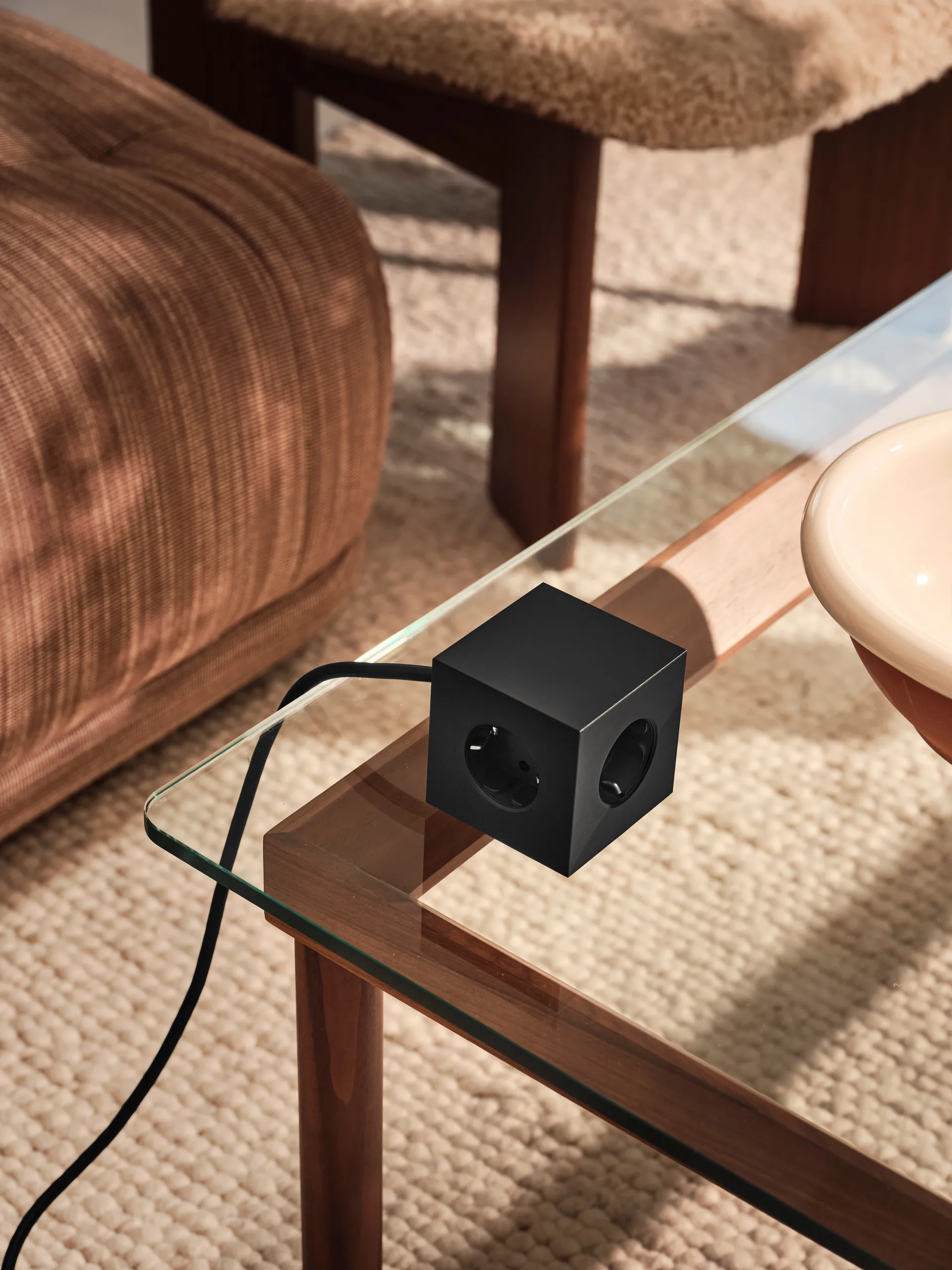 Square 1 grenuttak USB-C 30W 3 m, Stockholm Black Avolt