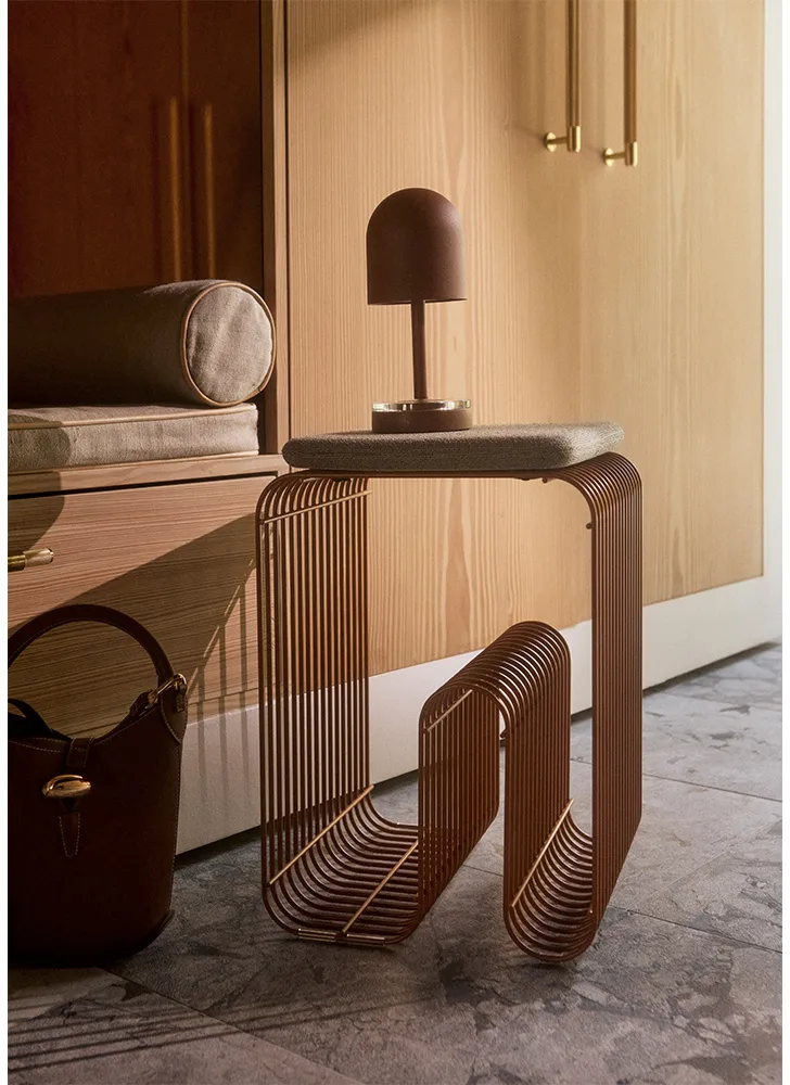 Curva krakk, Amber AYTM