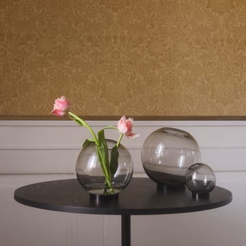 Globe vase medium - svart-svart - AYTM