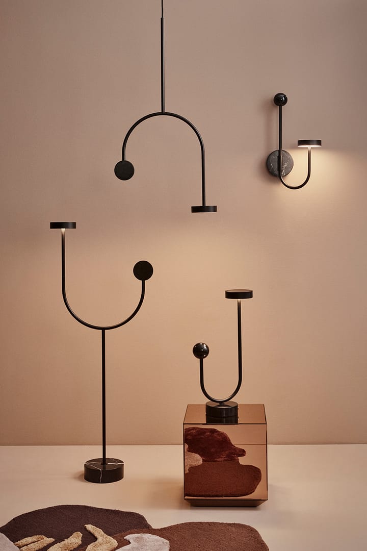 GRASIL gulvlampe 51,5 x 127,6 cm, Black/Black AYTM