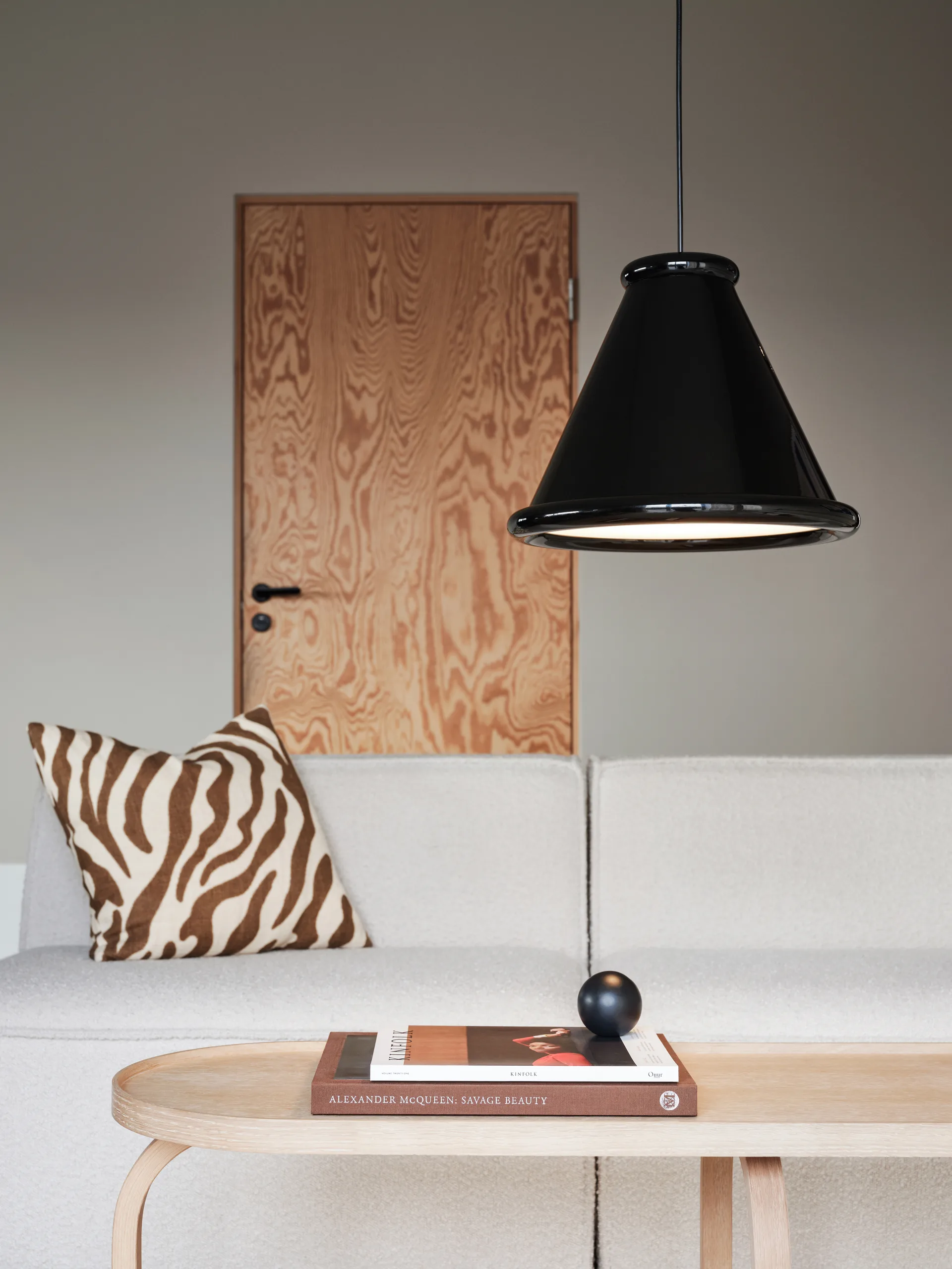 Belle pendel Ø36 cm, Glossy black Belid