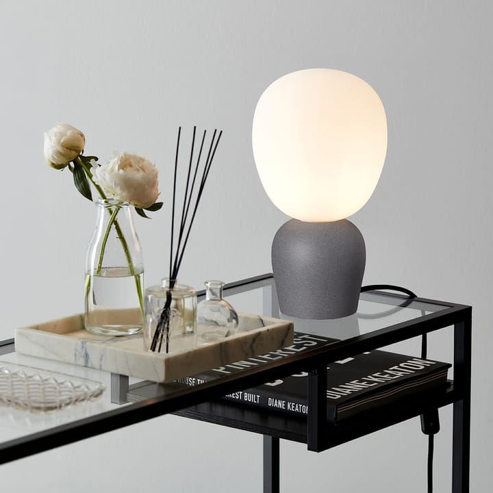 Buddy bordlampe opalglass, Betong (grå) Belid