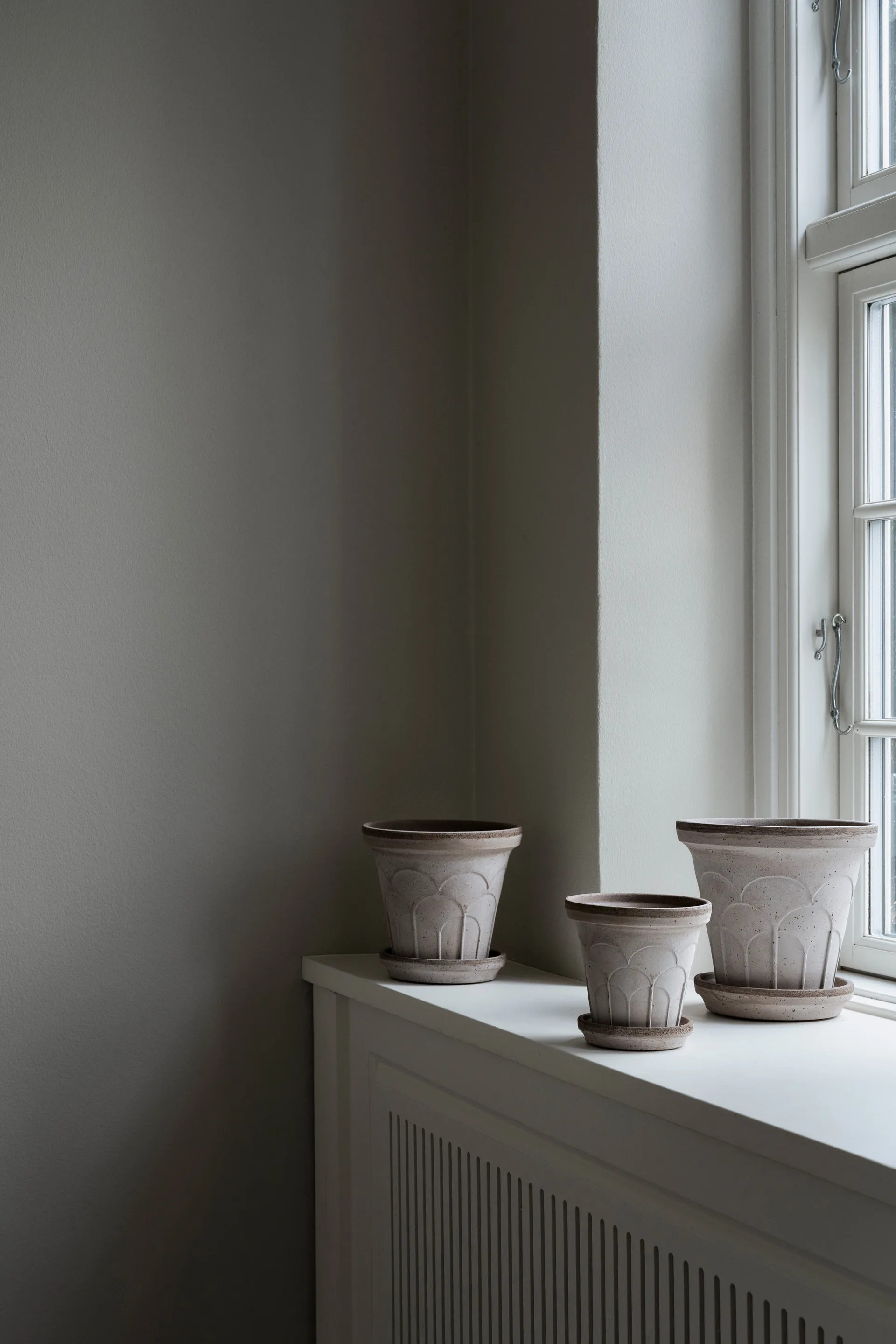 Fleur potte med fat 2 deler, Grey, Ø18 cm Bergs Potter