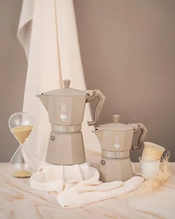 Bialetti eksklusiv mokkakanne induksjon - Beige, 3 kopper - Bialetti